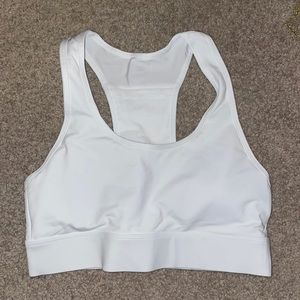 Fabletics sports bra with pocket